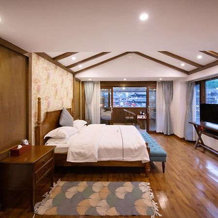 Fenghuang Slowly Time Inn Exteriér fotografie