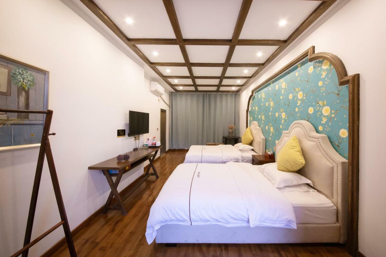 Fenghuang Slowly Time Inn Exteriér fotografie